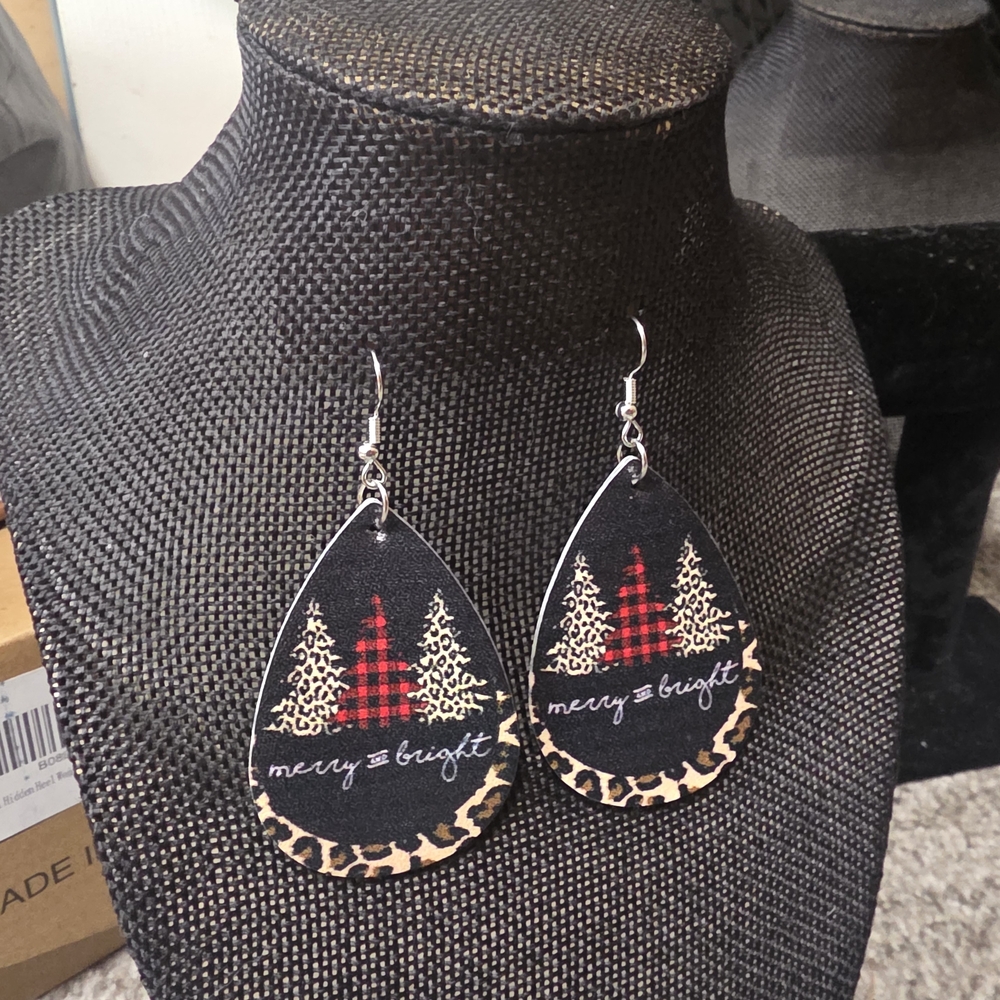 Merry & Bright Buffalo Plaid Leopard Christmas Teardrop Earrings